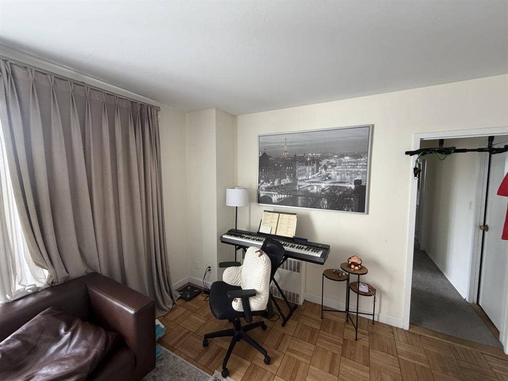 Private bedroom and bath for rent