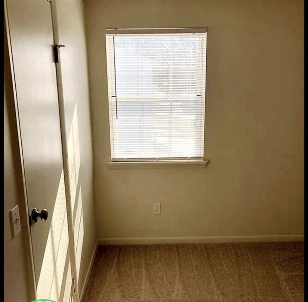 Beautiful 2 bedroom townhome!