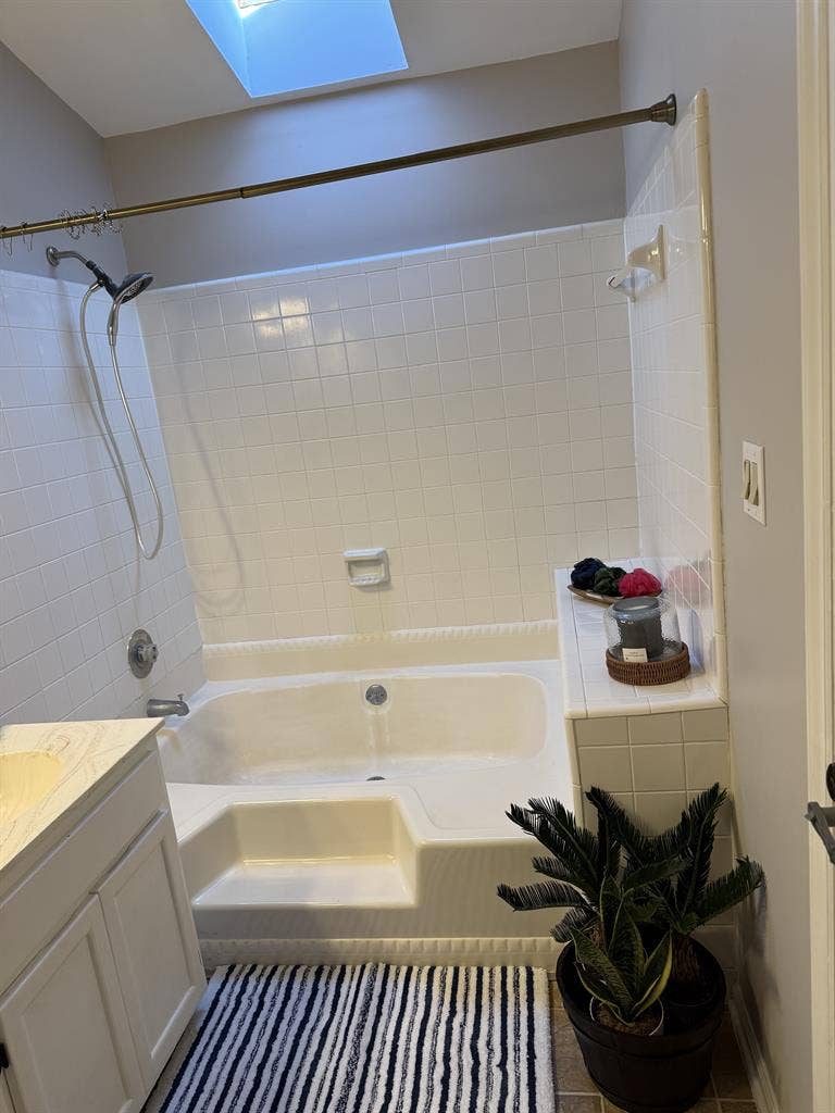 room w/shared bath utilities incld