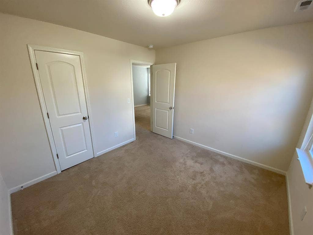 4 BR in Durham