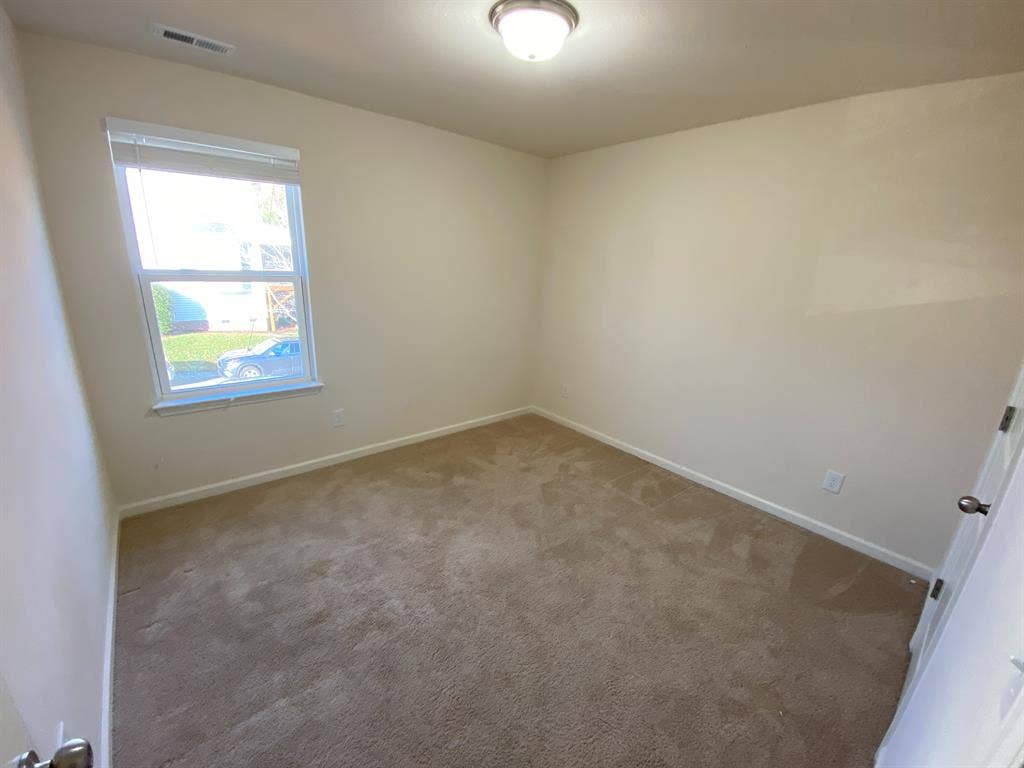 4 BR in Durham