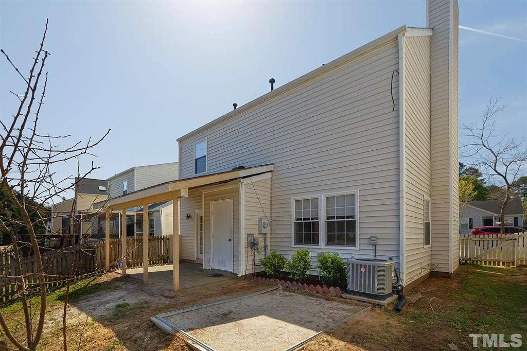 3 BR in Durham