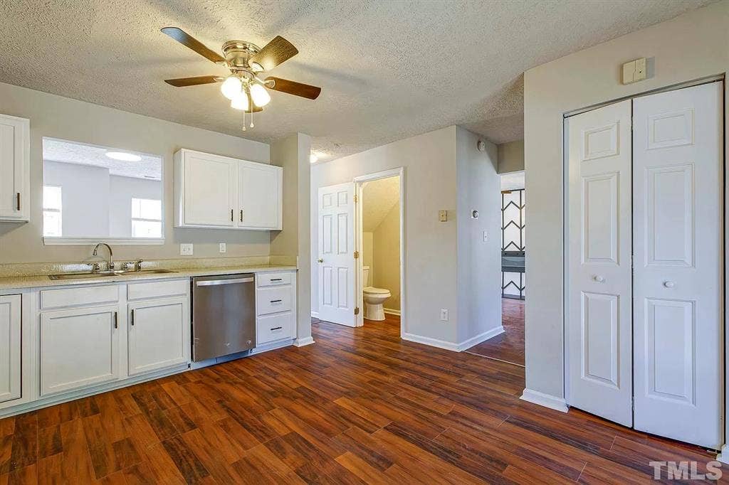 3 BR in Durham