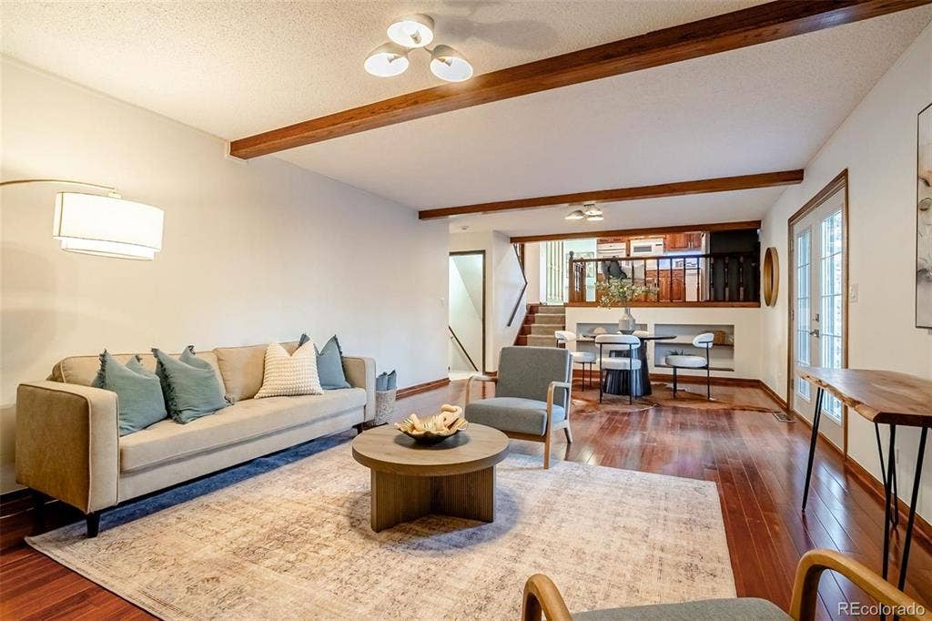 Private Room in Amazing Home