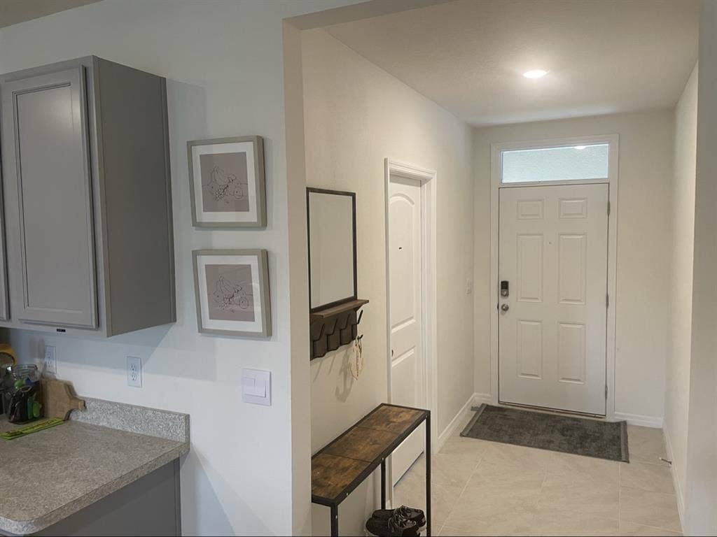 Bright room, new construction home!