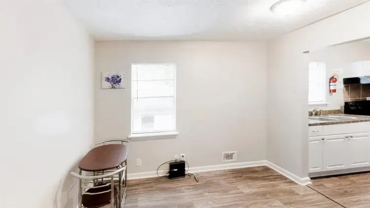 8 BR in Atlanta