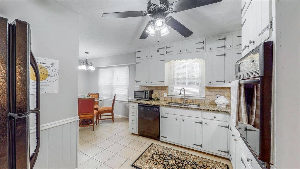 6 BR in Snellville
