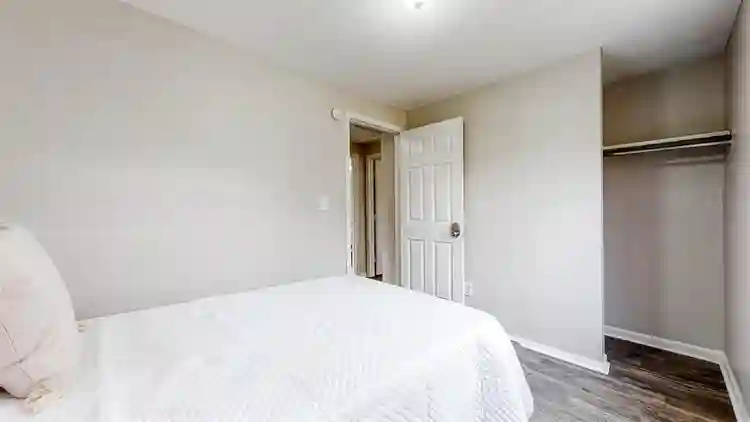 10 BR in College Park