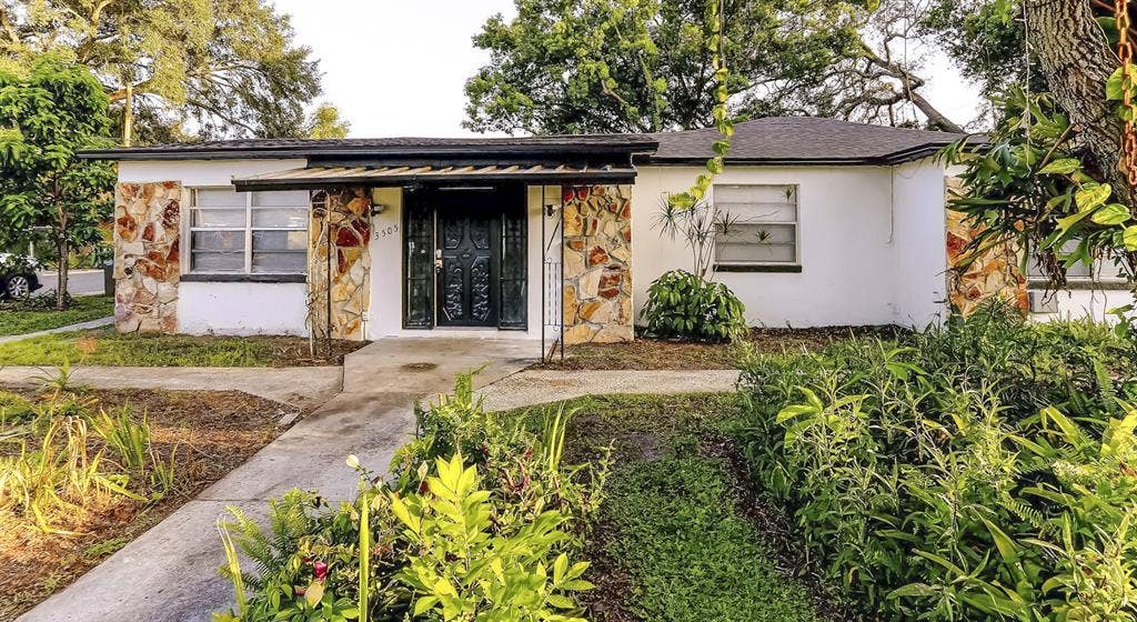 9 BR in Tampa