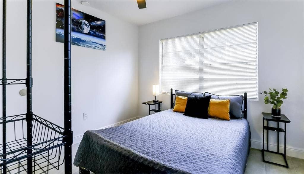 9 BR in Tampa
