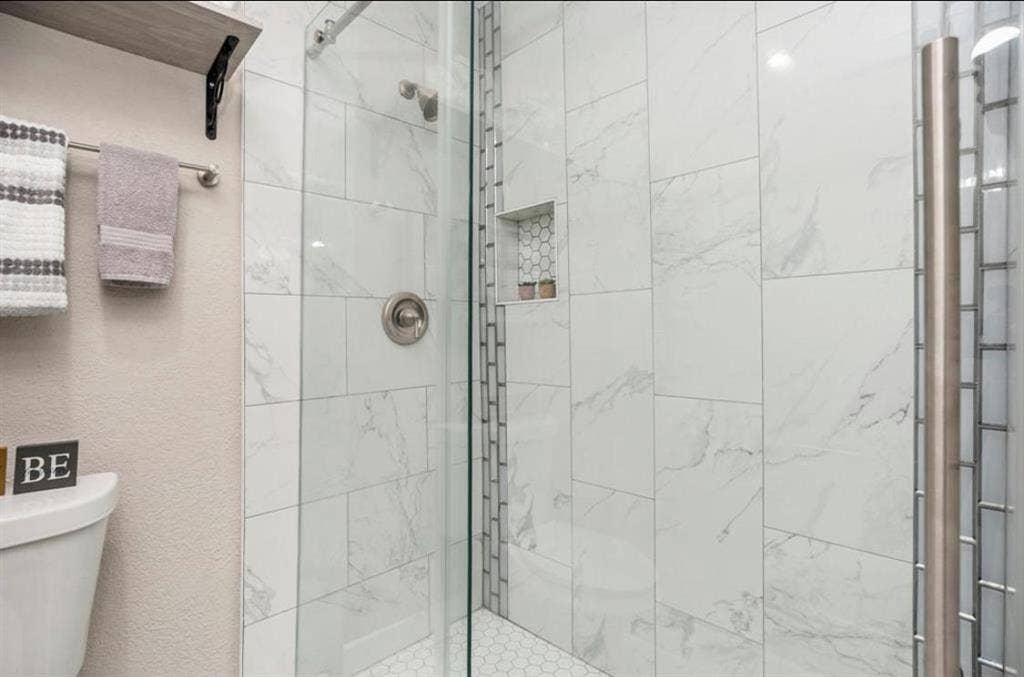 3 BR in Houston