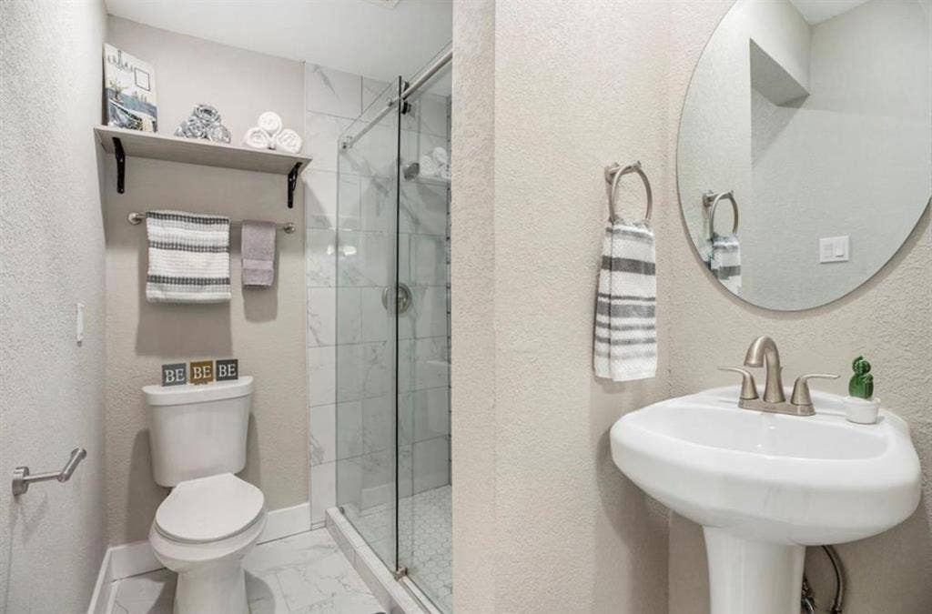 3 BR in Houston