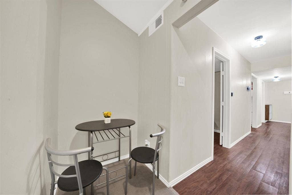 8 BR in Duncanville