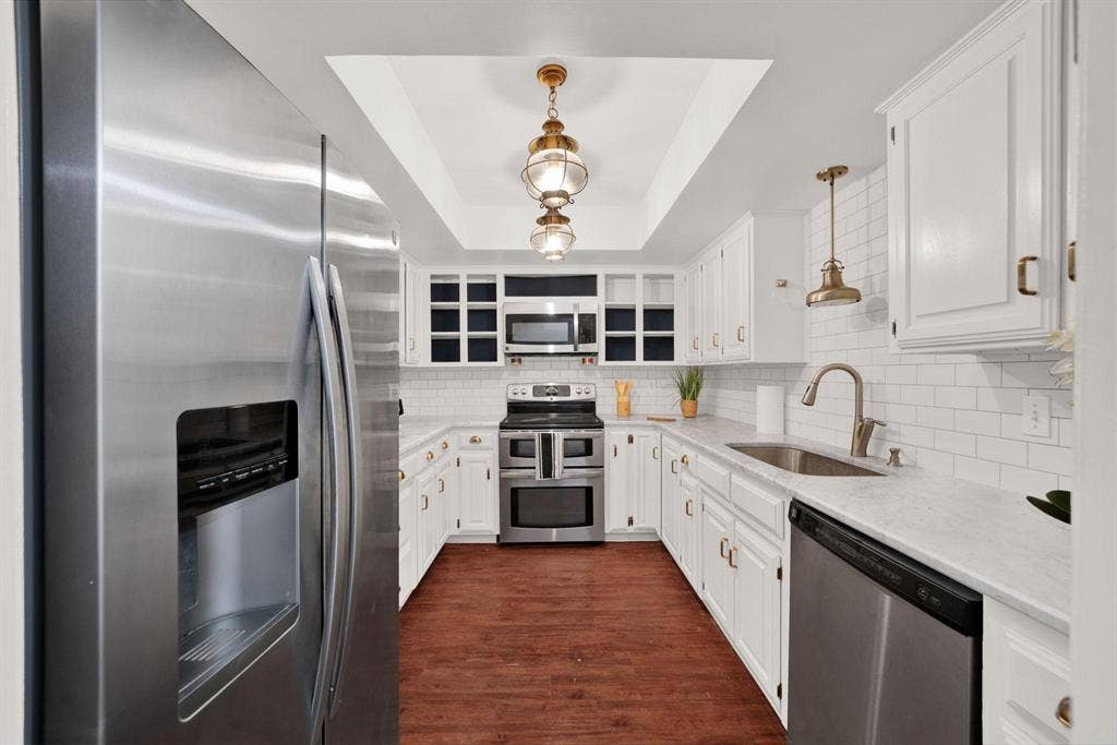 8 BR in Duncanville