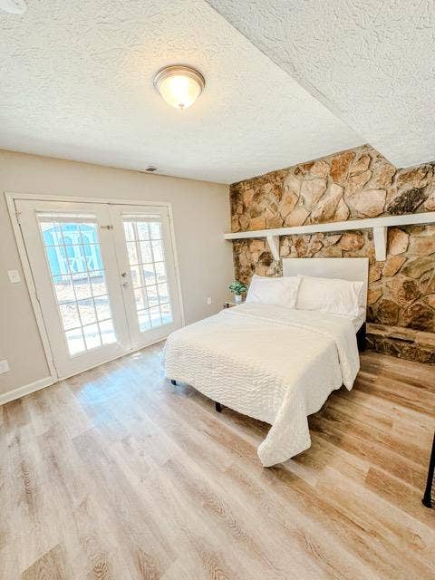 7 BR in Ellenwood