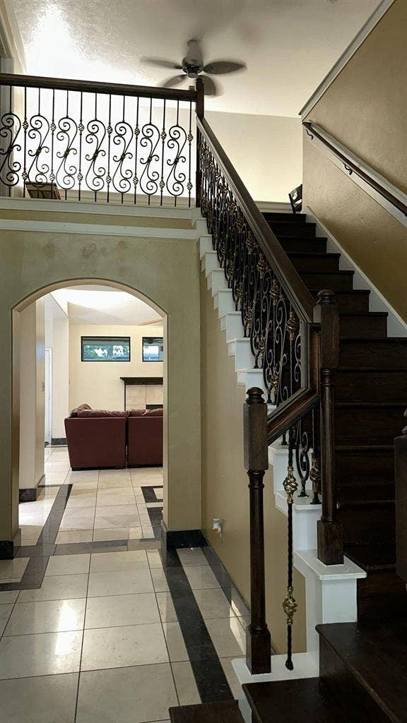 3 BR in Houston