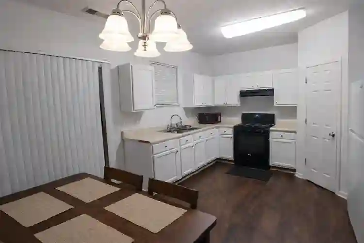 1 BR in Union City