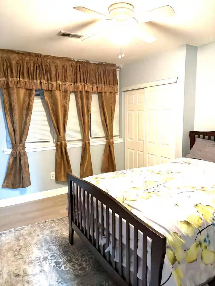 5 BR in Philadelphia