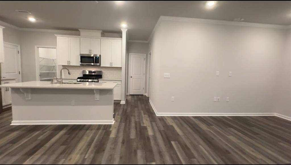 4 BR in Morrisville