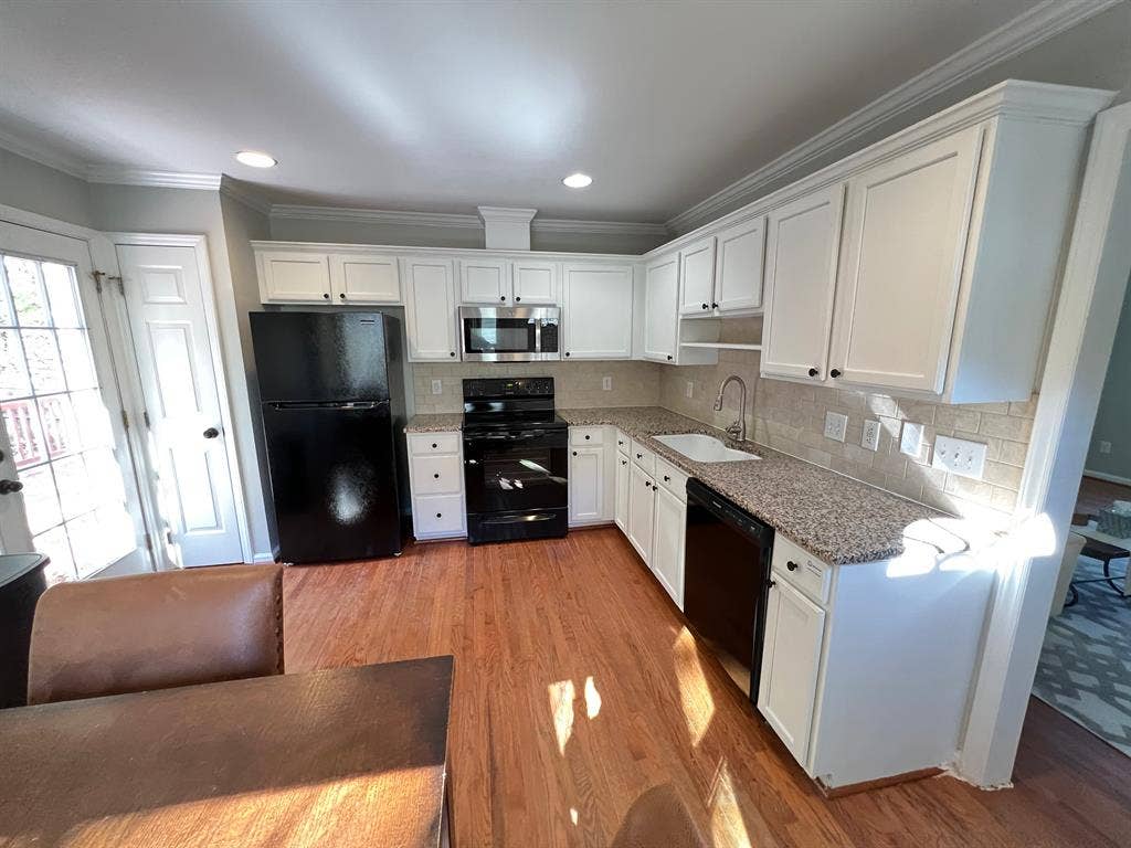 3 BR in Cary
