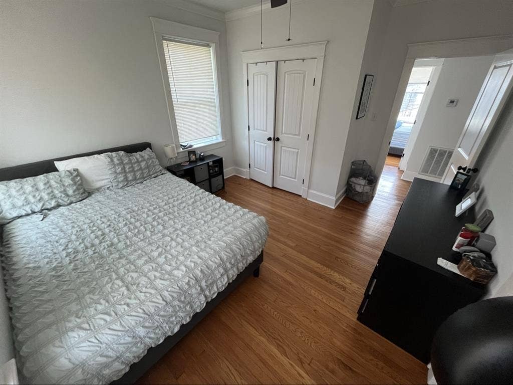 2 rooms and a private bath for rent