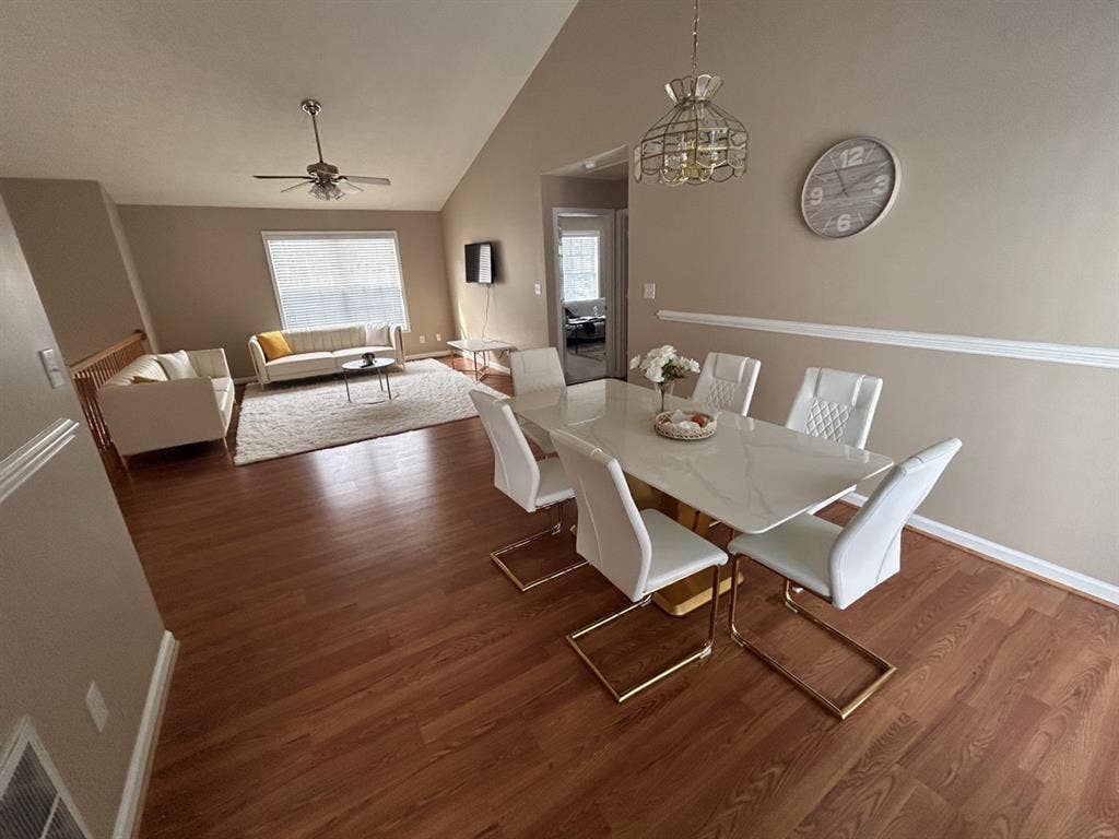 Large Private Room