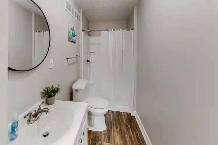 9 BR in Ellenwood