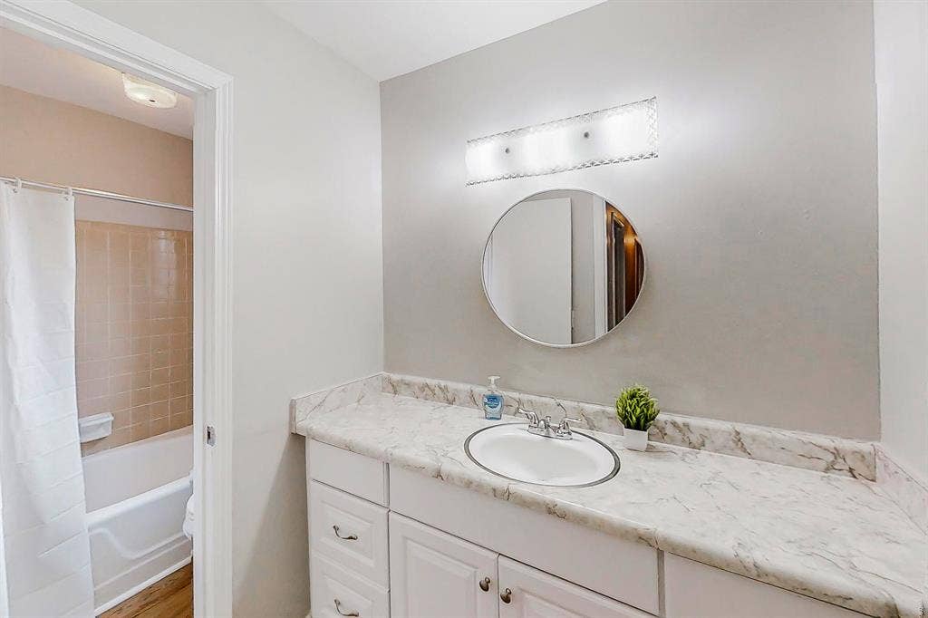 9 BR in Ellenwood