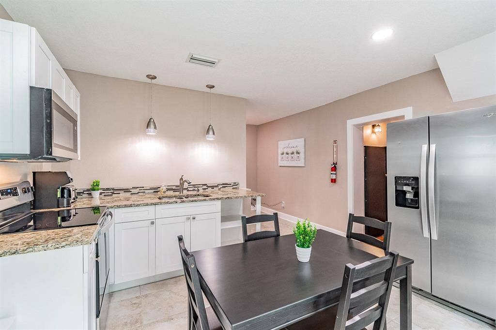 7 BR in Tampa