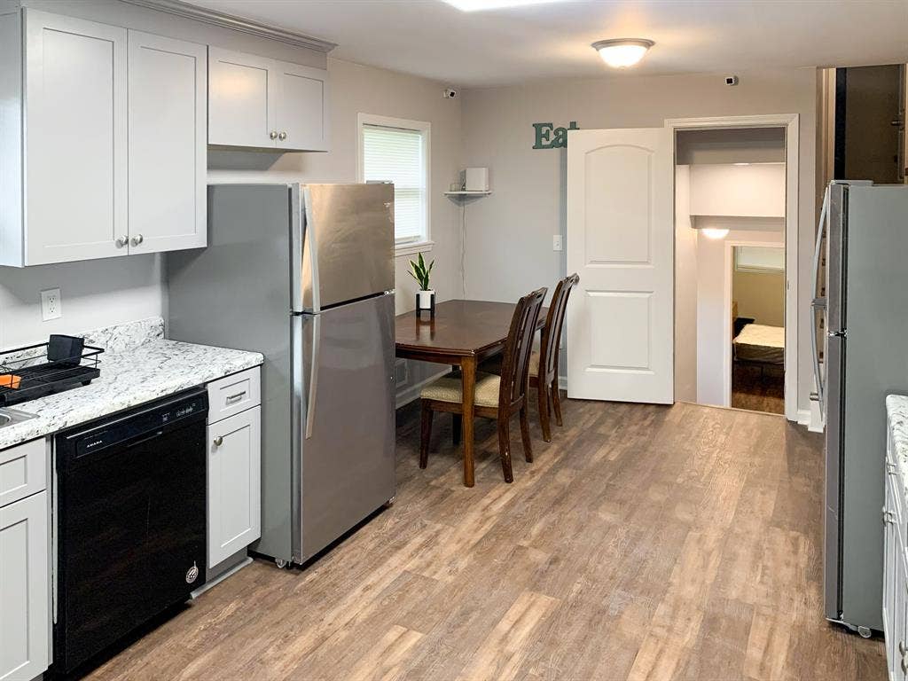 6 BR in Ellenwood
