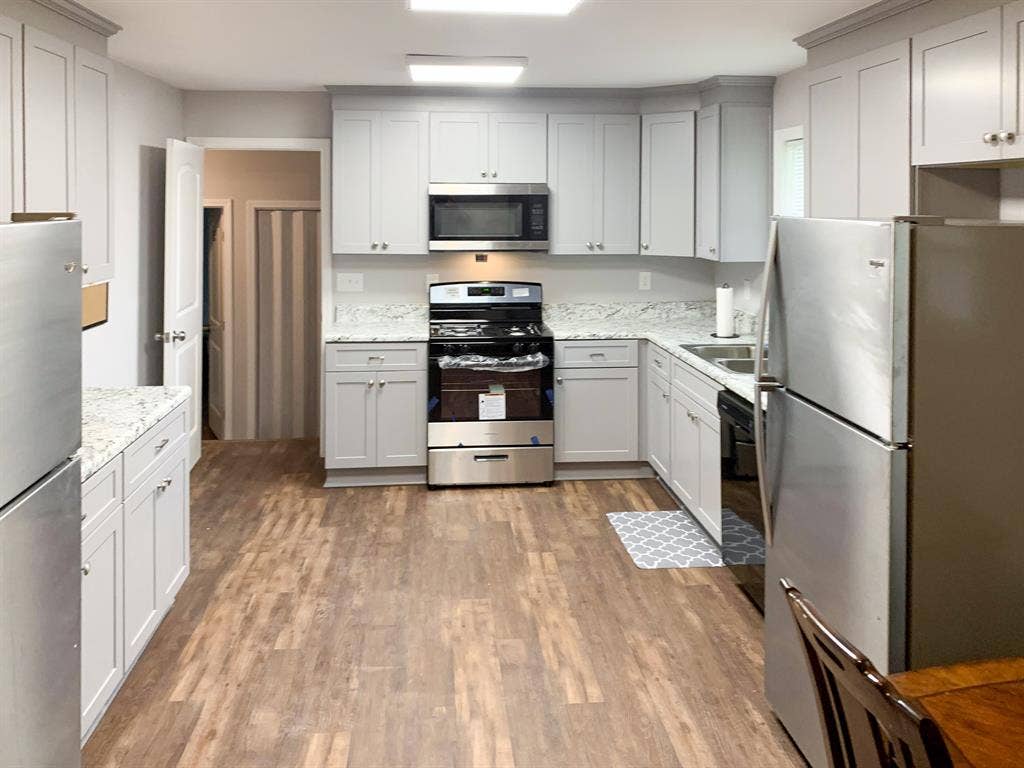 6 BR in Ellenwood