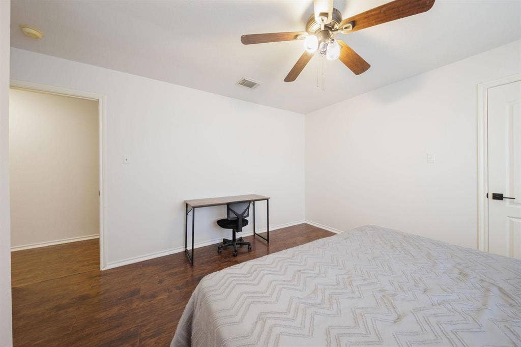 10 BR in Kyle