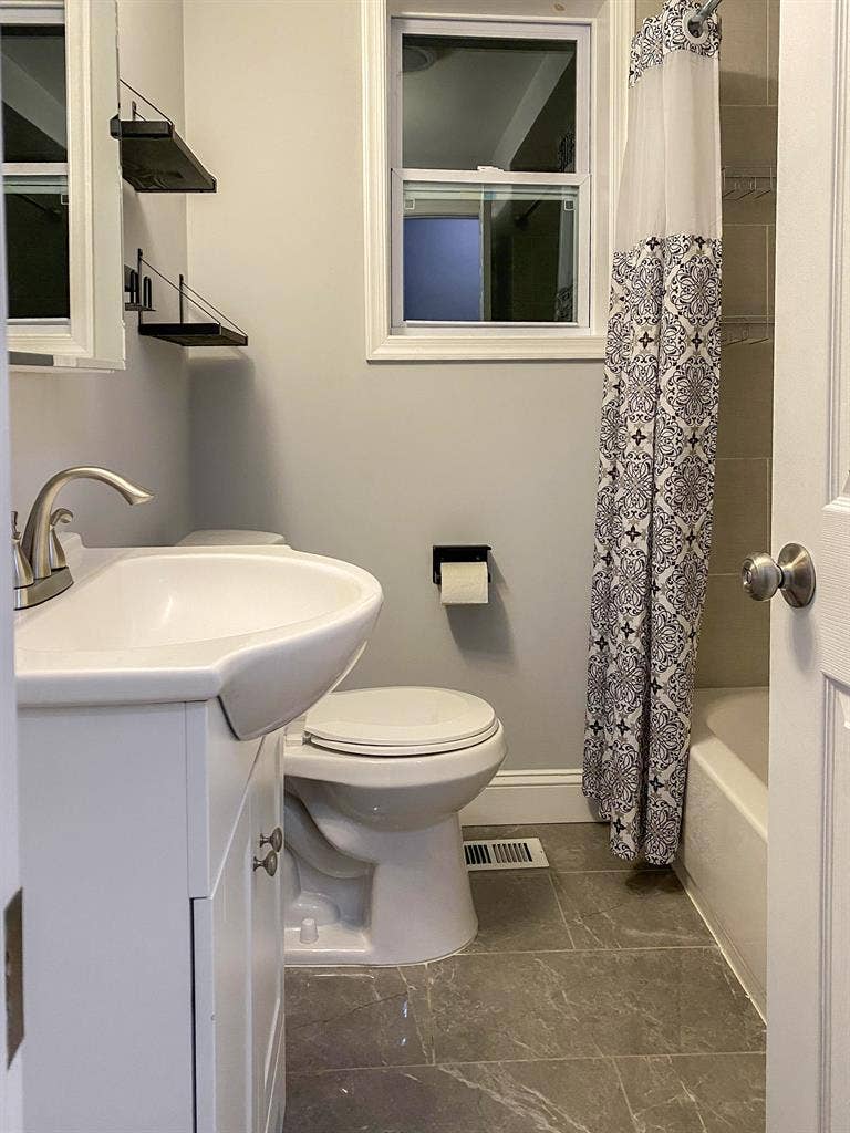 6 BR in Baltimore