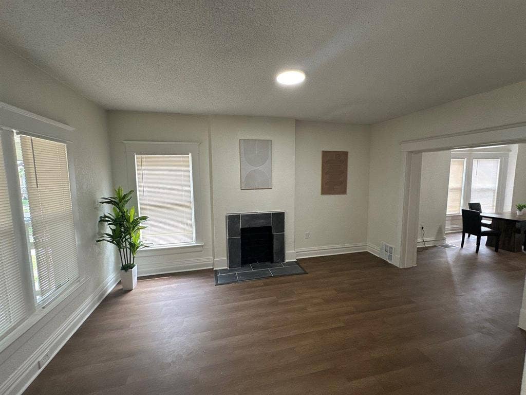 7 BR in Kansas City