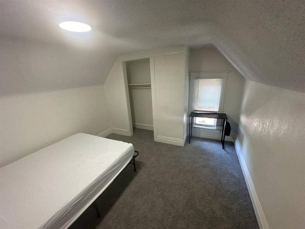 7 BR in Kansas City