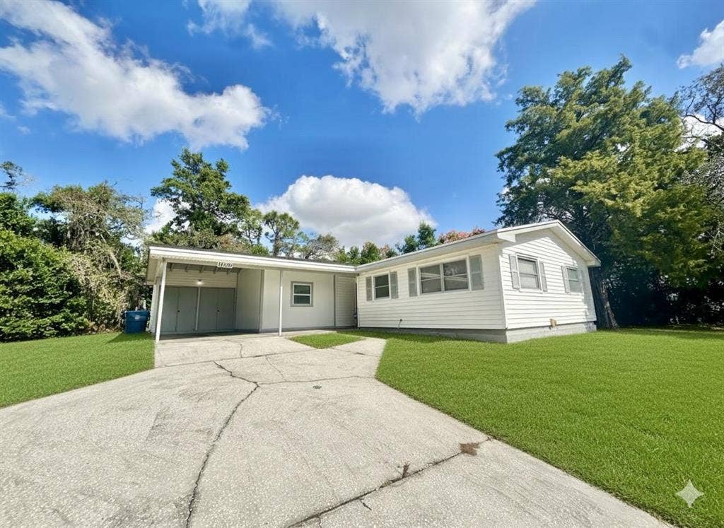 5 BR in Spring Hill