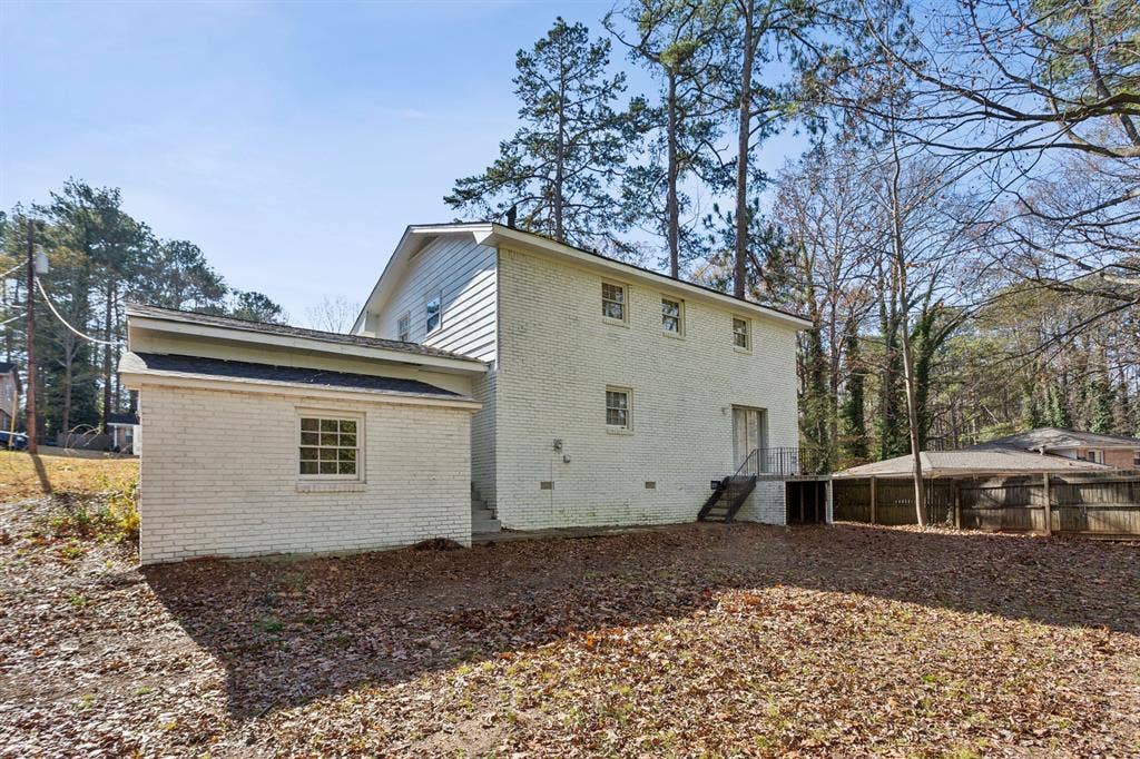10 BR in Atlanta