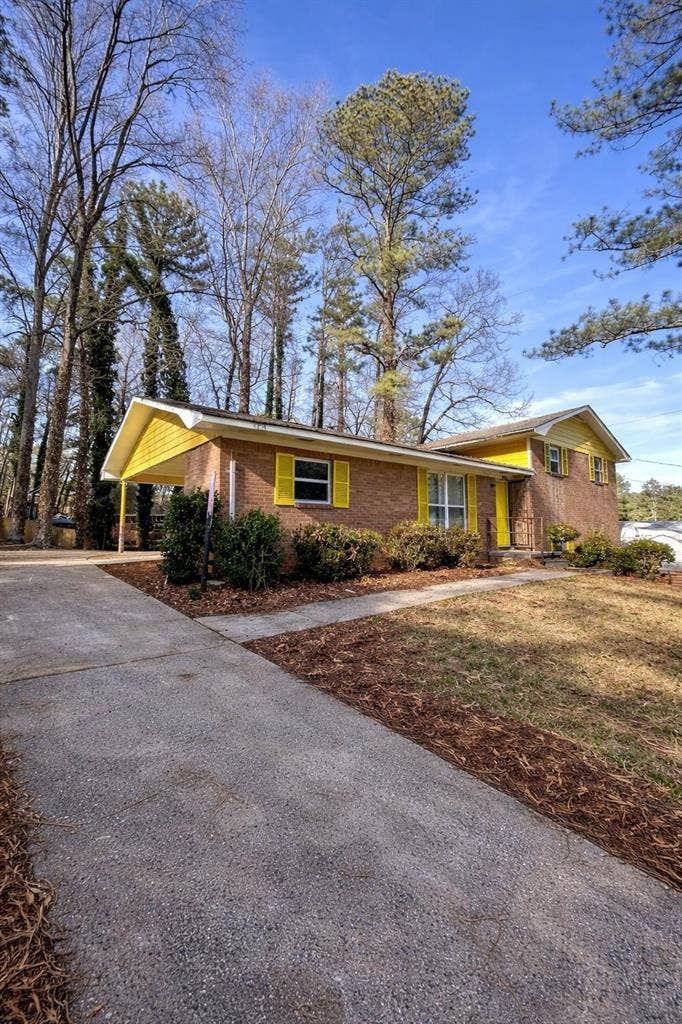 8 BR in Atlanta