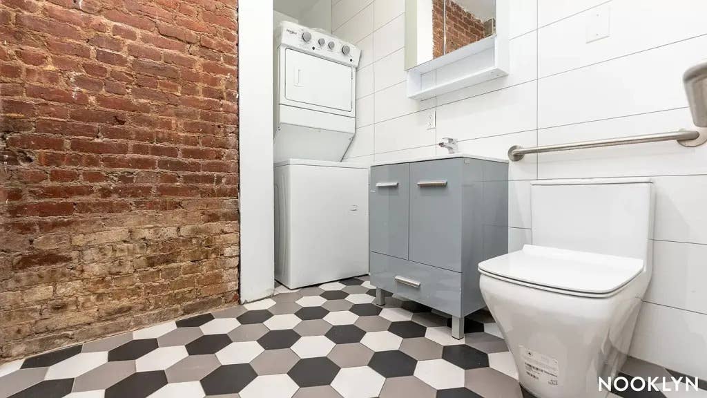 Room for Student or Professional
