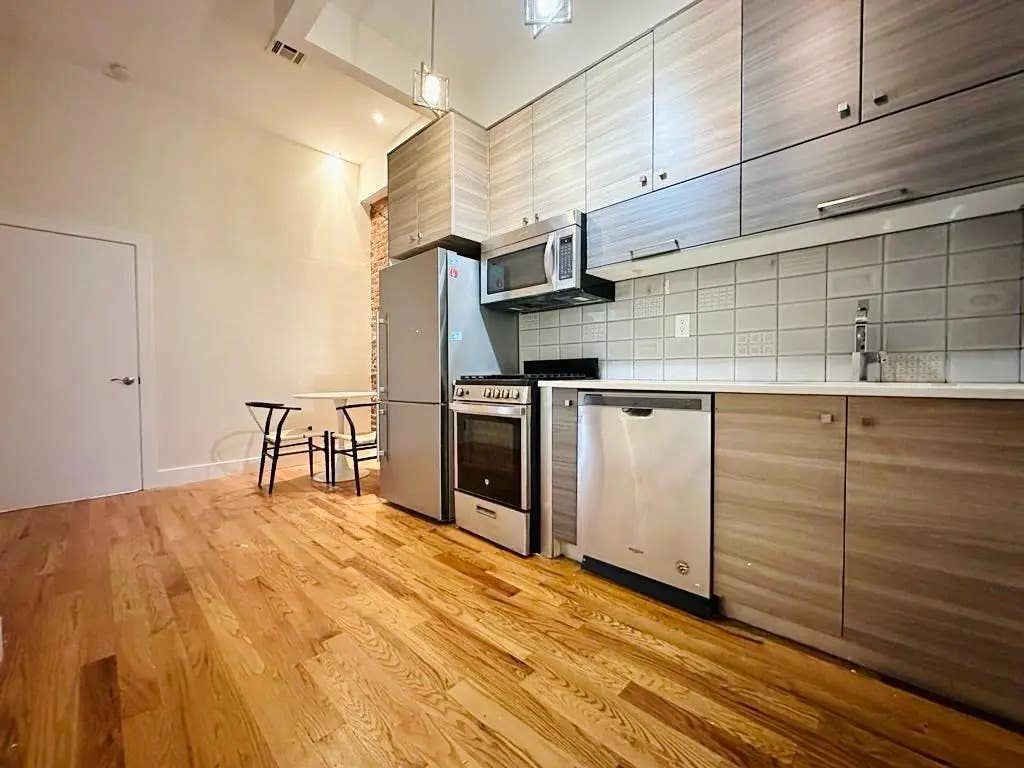Room for Student or Professional