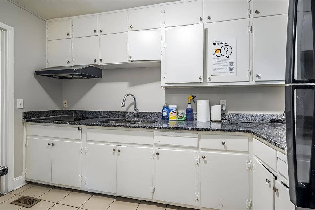 8 BR in Jonesboro