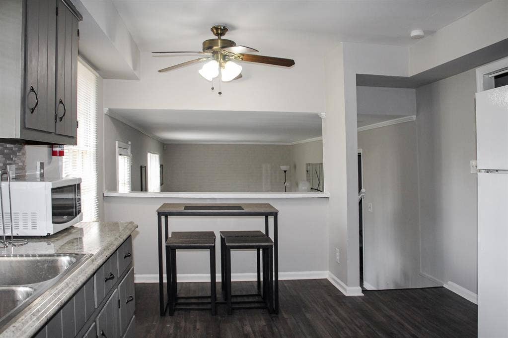 7 BR in Decatur