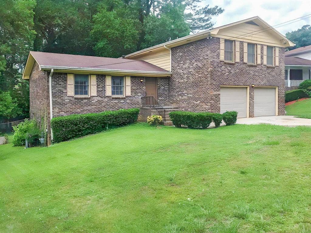 7 BR in Decatur