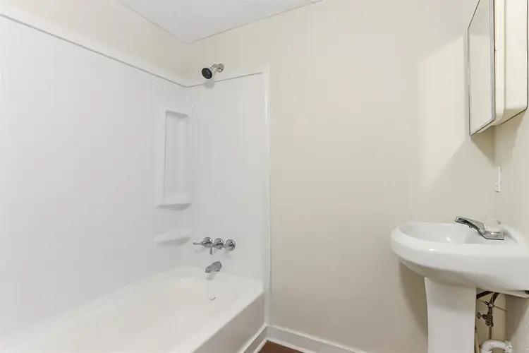 6 BR in Jacksonville