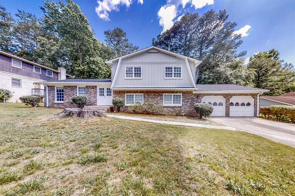 9 BR in Decatur