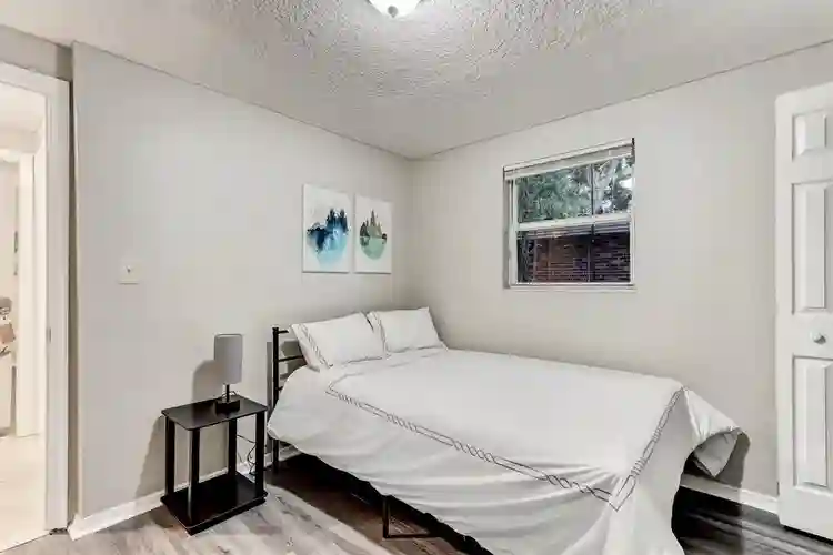 7 BR in Jacksonville