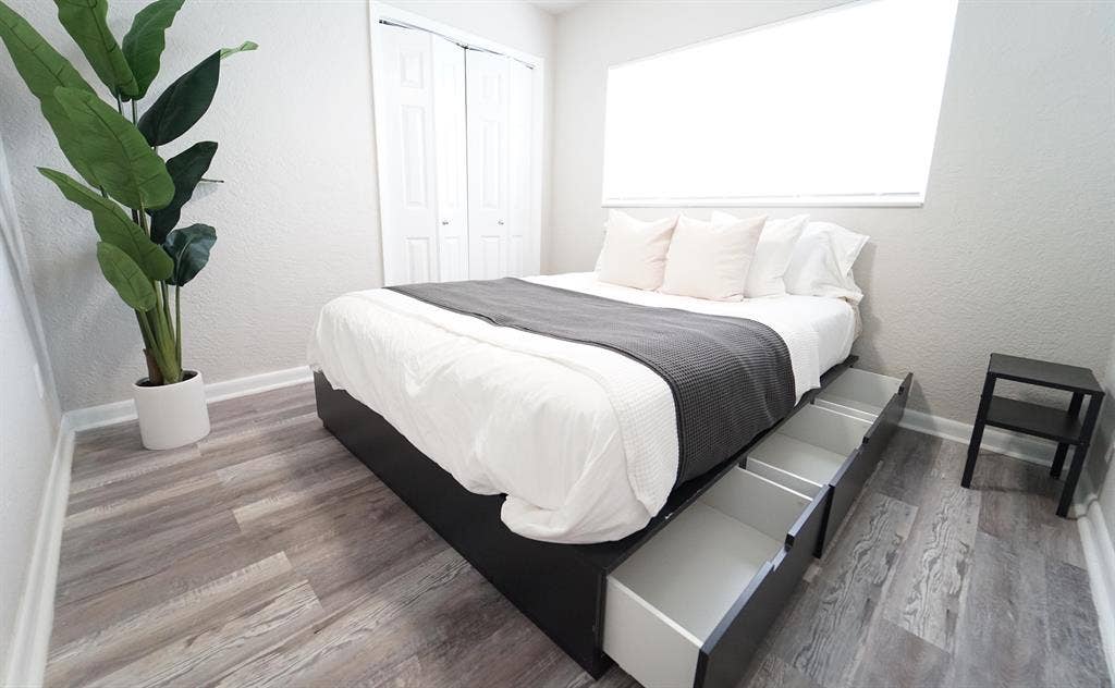 5 BR in Orlando