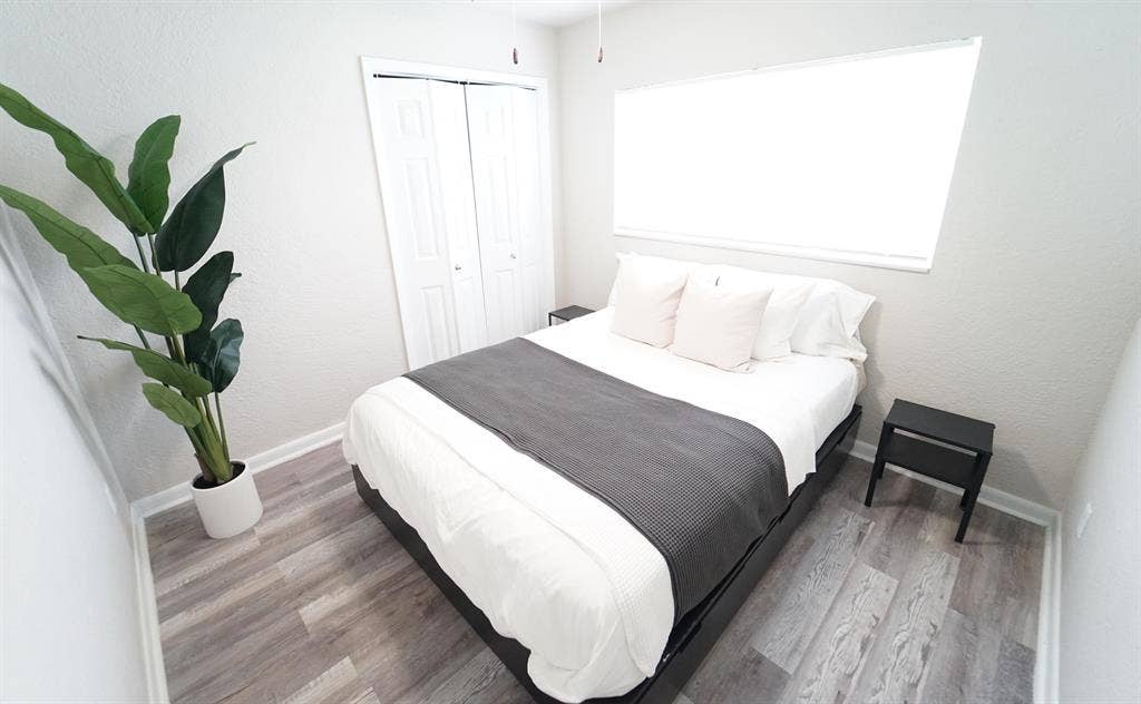 5 BR in Orlando