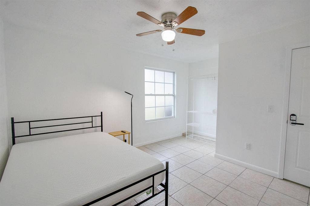 7 BR in Tampa