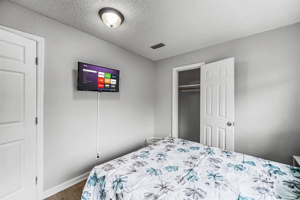 7 BR in Jacksonville